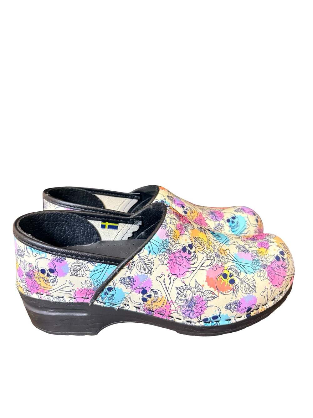 Bjork Swedish Comfort Professional Bonita Skull Floral Clogs 38 EU / 7 US